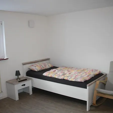 Schoenes Mit Bad Fuer Reisende *